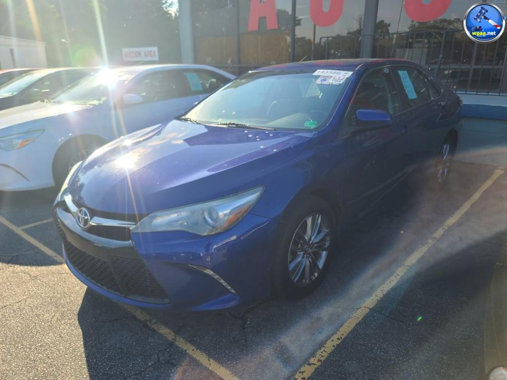 2016 Toyota Camry SE