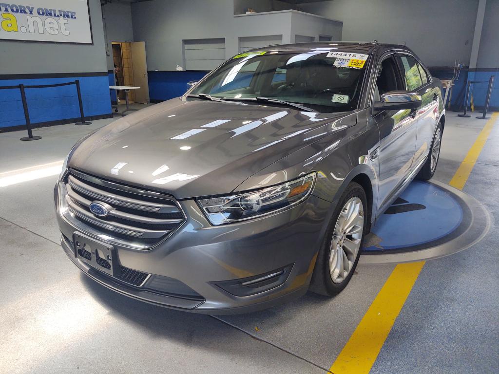 2016 Ford Taurus Limited